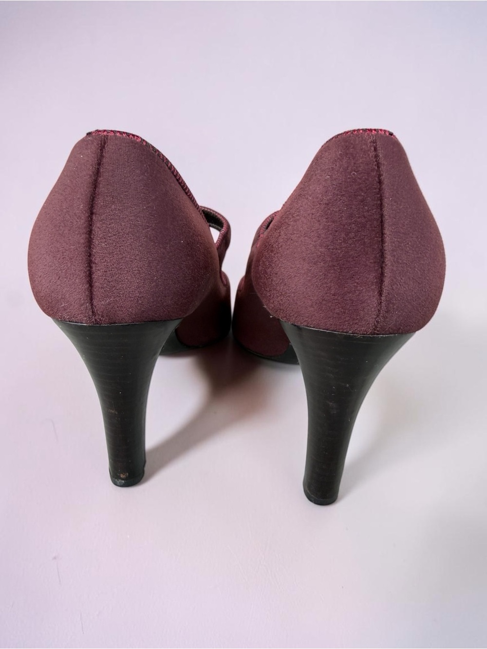 Y2K ✨Bruno Magli✨ Plum Velvet Mary Jane Pumps - Picture 4 of 7